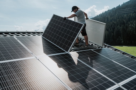 Photovoltaik c Energieagentur Tirol